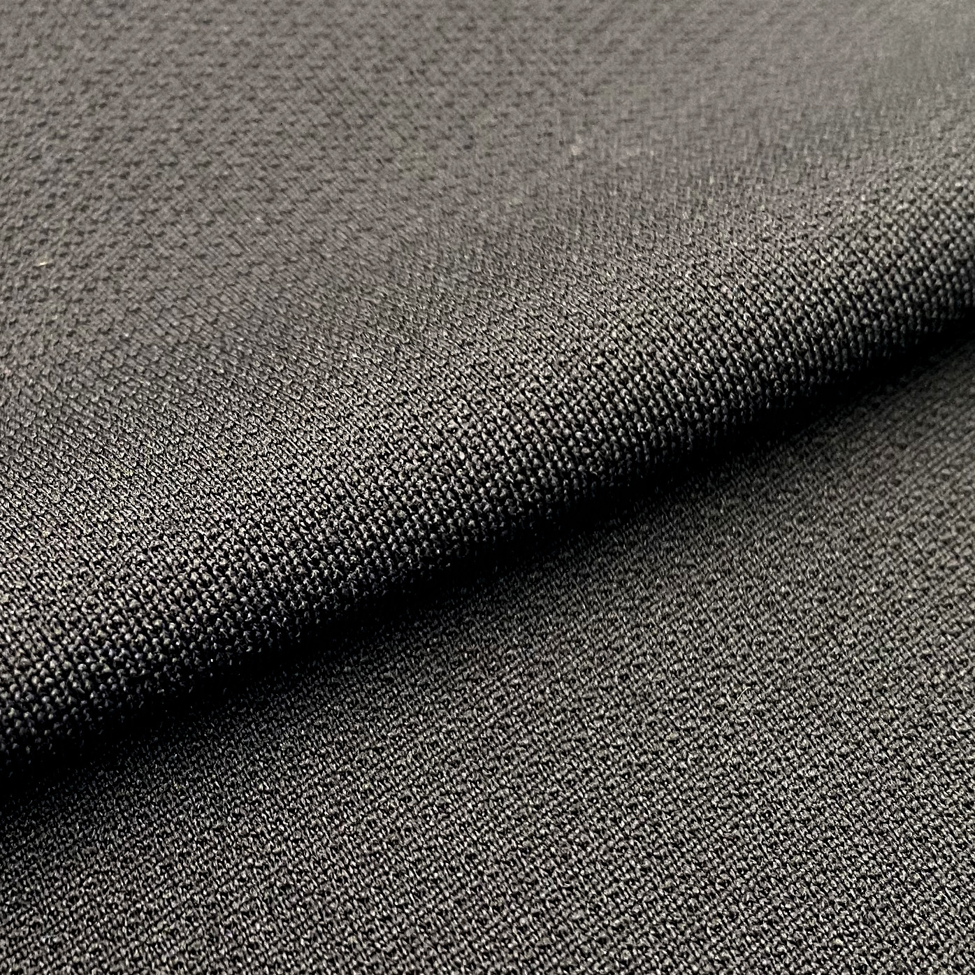 100% POLIESTER BERAT 100 GSM LEBAR 155CM KAIN CEPAT KERING HITAM